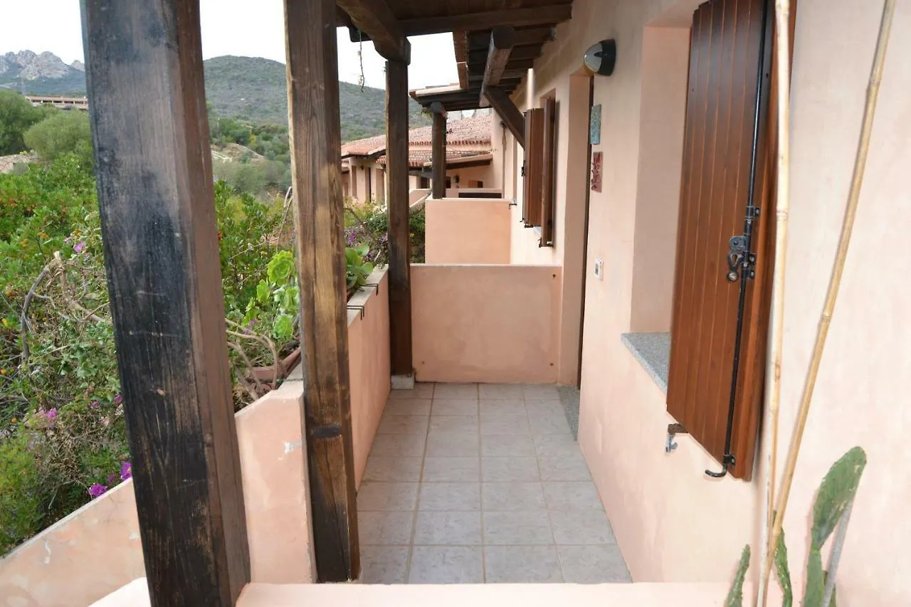 Le Stelle Di Portisco Apartment 0*,